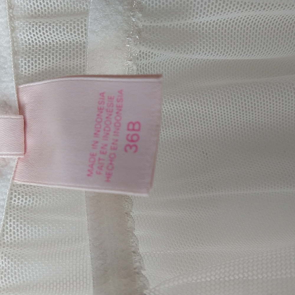 Victoria's Secret Off White Babydoll Lingerie Size: 36B - Picture 6 of 10